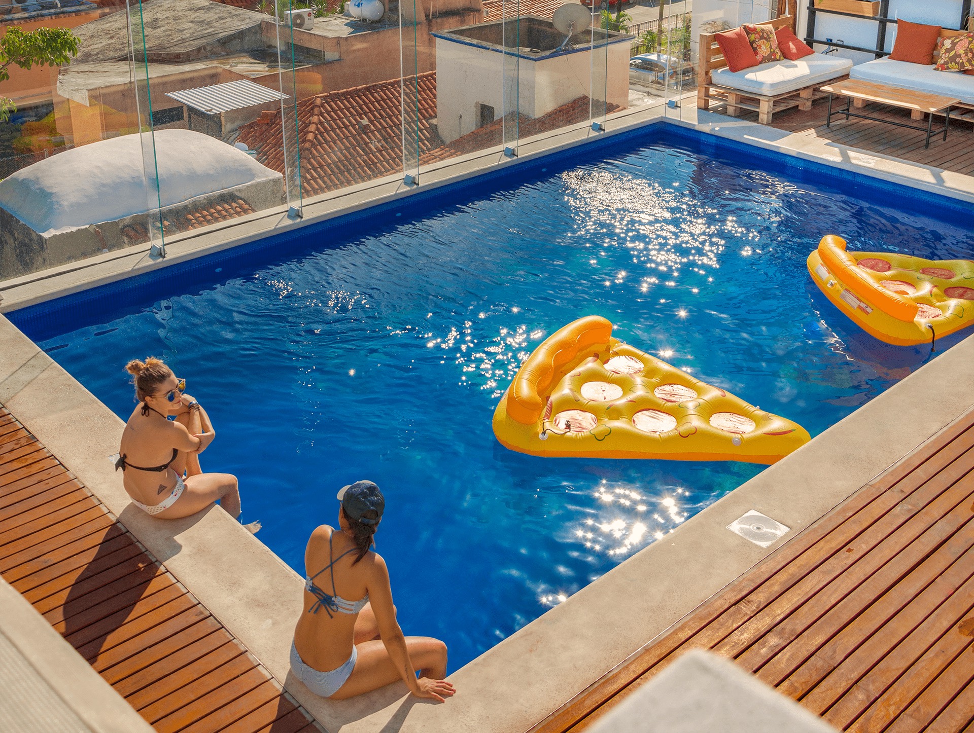 Atardecer en la piscina